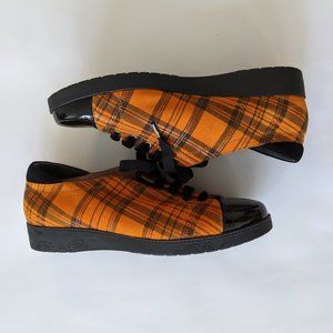 suede/patent leather sneakers